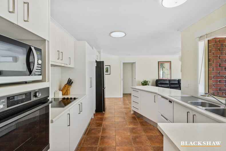 3 Currell Close Malua Bay