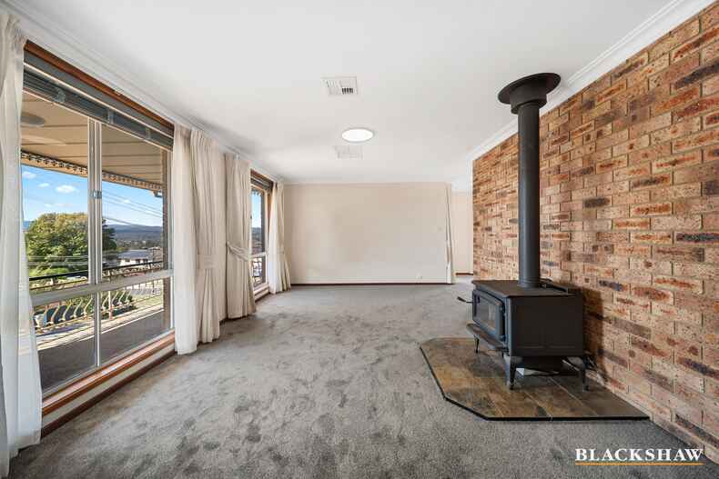 3 Crinoline Street Crestwood