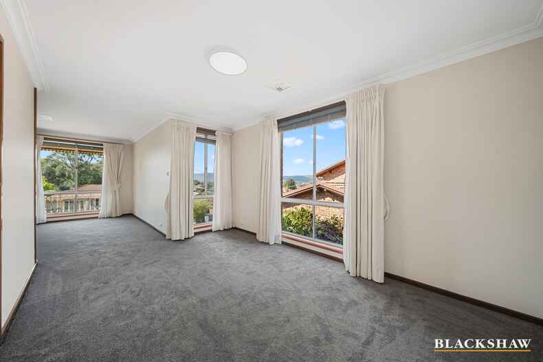 3 Crinoline Street Crestwood