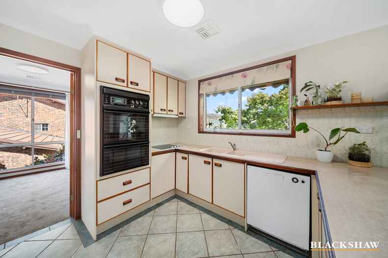 3 Crinoline Street Crestwood