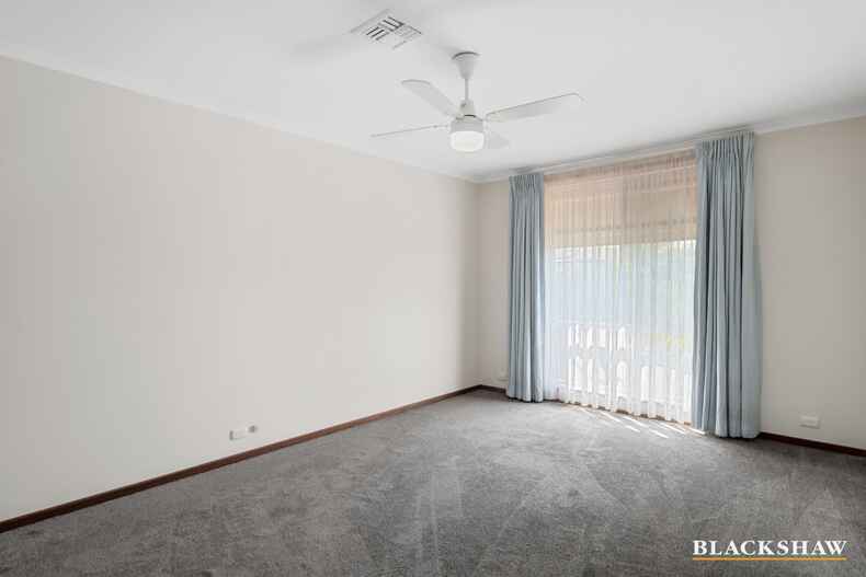 3 Crinoline Street Crestwood