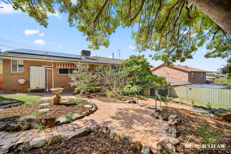 3 Crinoline Street Crestwood