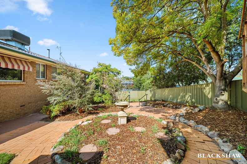 3 Crinoline Street Crestwood