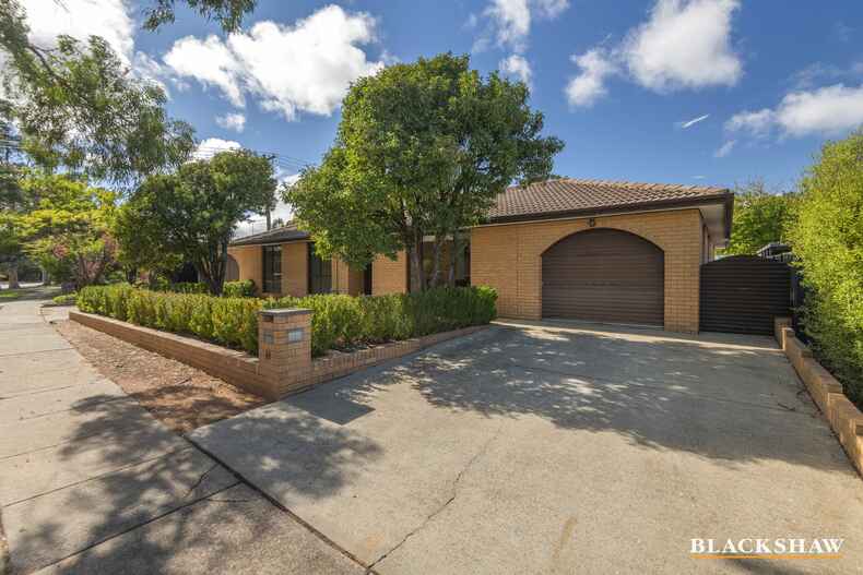 14 Heagney Crescent Chisholm