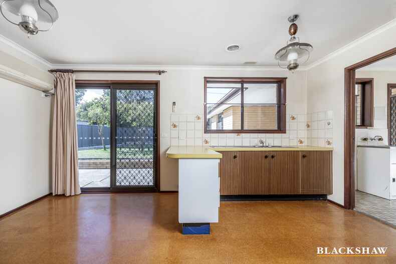 14 Heagney Crescent Chisholm