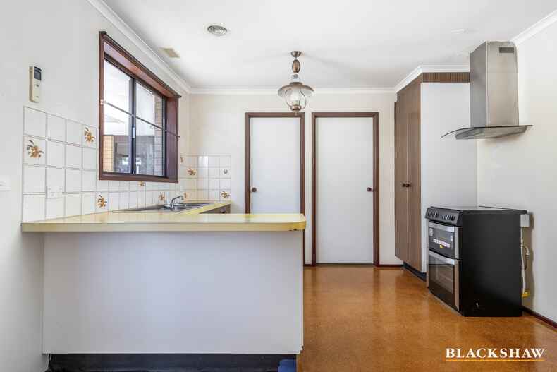 14 Heagney Crescent Chisholm