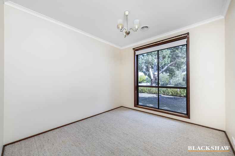 14 Heagney Crescent Chisholm