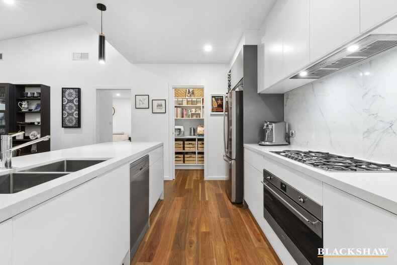 2/5 Dalrymple Street Narrabundah