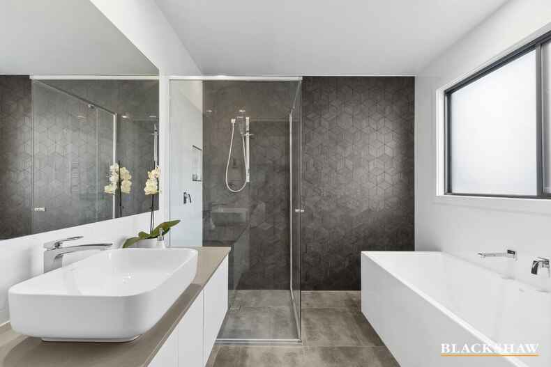 2/5 Dalrymple Street Narrabundah