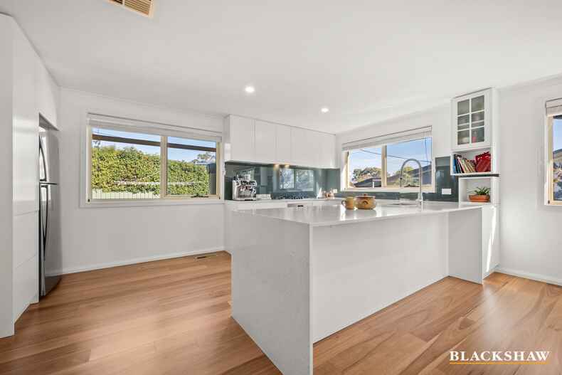 8 Hutchison Crescent Kambah