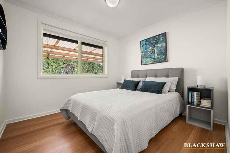 8 Hutchison Crescent Kambah