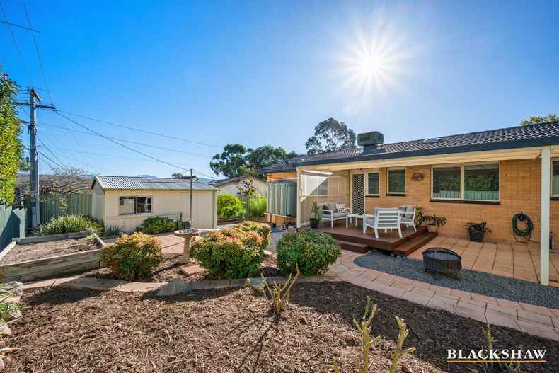 8 Hutchison Crescent Kambah
