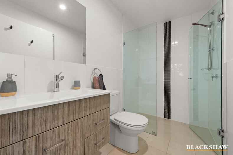 1/135 Limestone Avenue Braddon