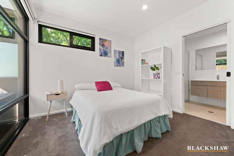 1/135 Limestone Avenue Braddon