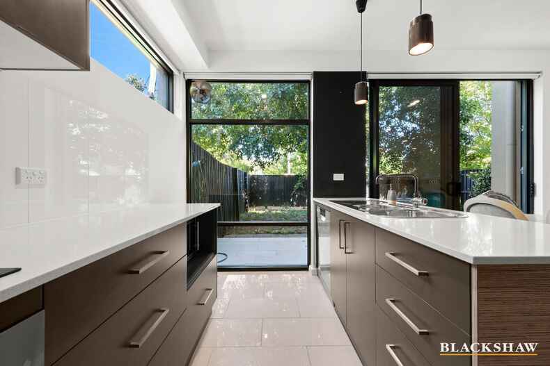 1/135 Limestone Avenue Braddon