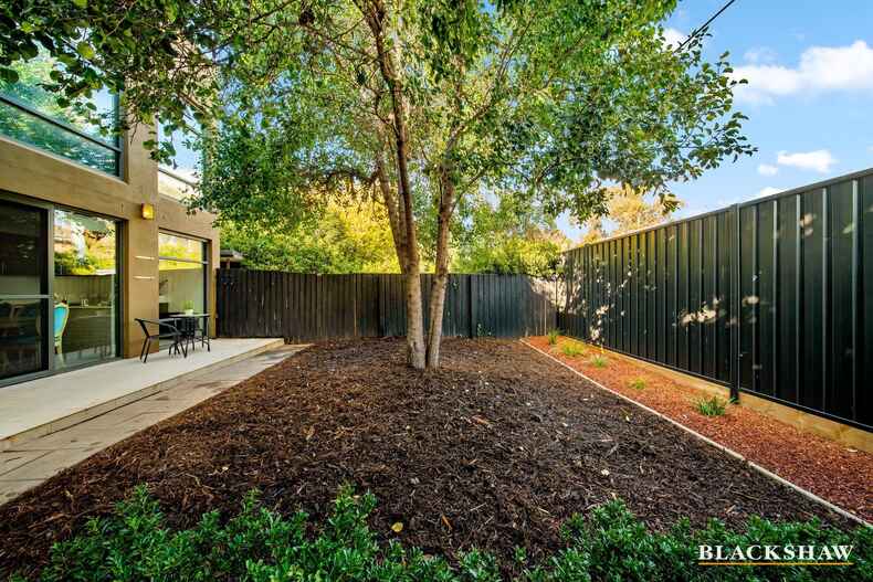 1/135 Limestone Avenue Braddon