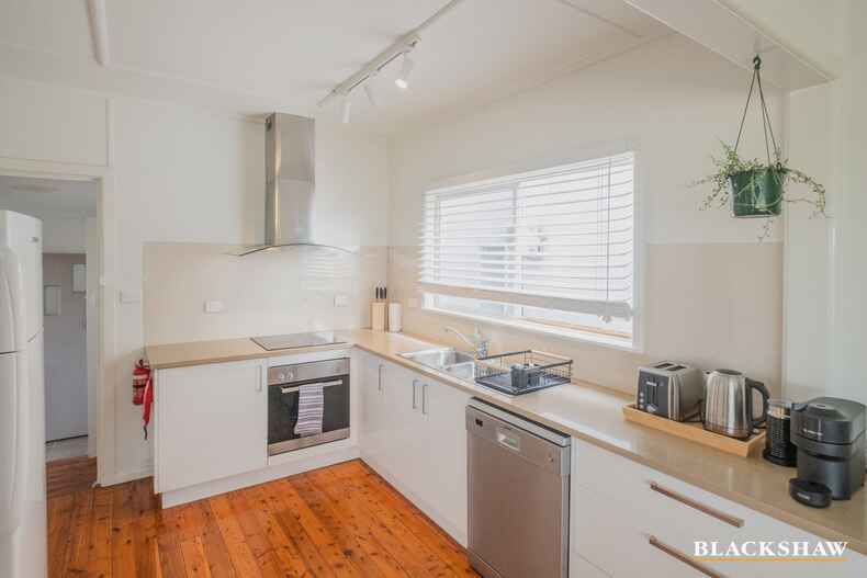 7 Coronation Drive Broulee