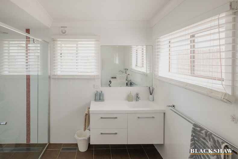 7 Coronation Drive Broulee