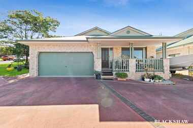 1/24A-26A Eric Fenning Drive Surf Beach