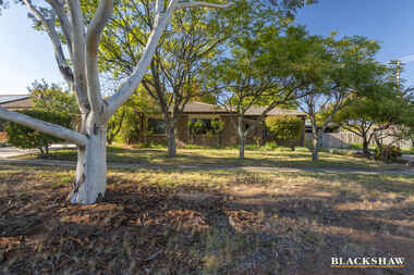 16 Heagney Crescent Chisholm