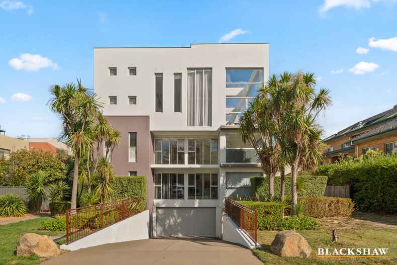 5/3 Fawkner Street Braddon