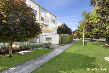 13/12 Towns Crescent Turner