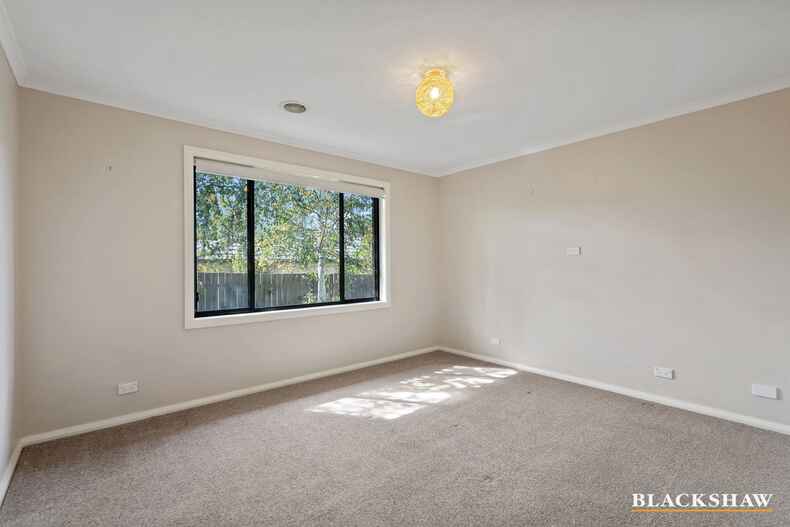 2/12 Redwater Place Amaroo 2/12 Redwater Place Amaroo