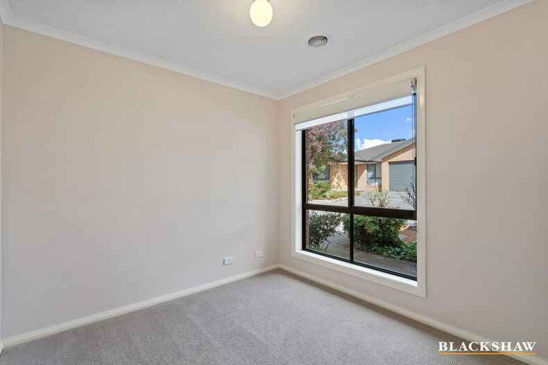 2/12 Redwater Place Amaroo 2/12 Redwater Place Amaroo