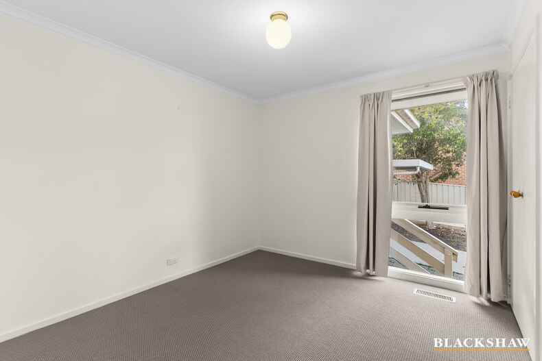 14 Crampton Place Fadden 14 Crampton Place Fadden