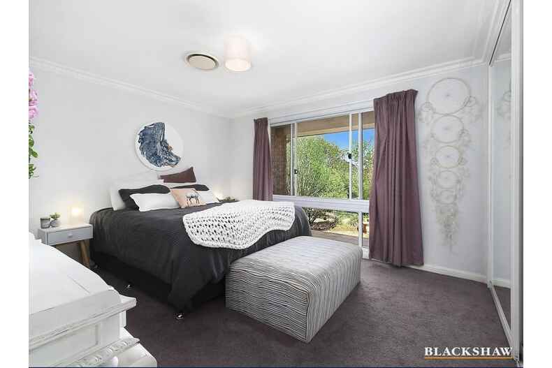 14 Parkview Crescent Jerrabomberra 14 Parkview Crescent Jerrabomberra