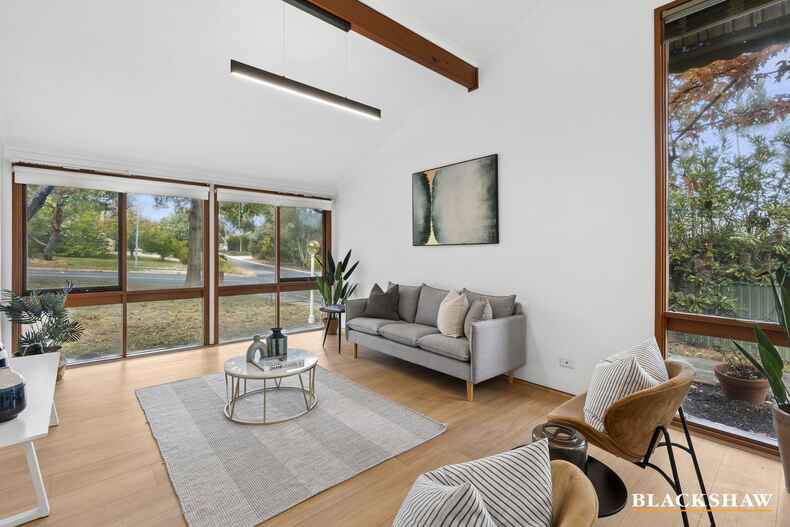 13 Gaunson Crescent Wanniassa