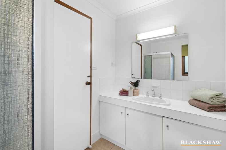 13 Gaunson Crescent Wanniassa