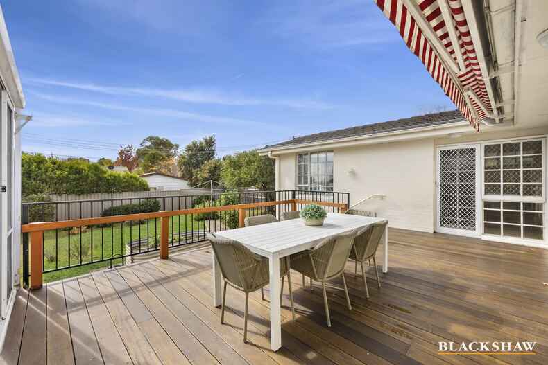 8 Ogilby Crescent Page 8 Ogilby Crescent Page