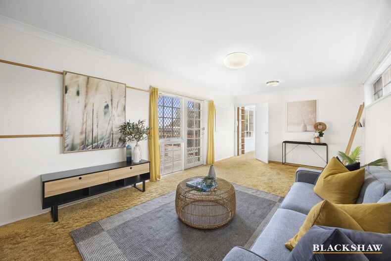 8 Ogilby Crescent Page 8 Ogilby Crescent Page