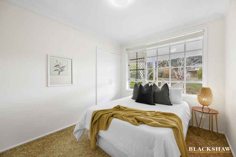 8 Ogilby Crescent Page 8 Ogilby Crescent Page