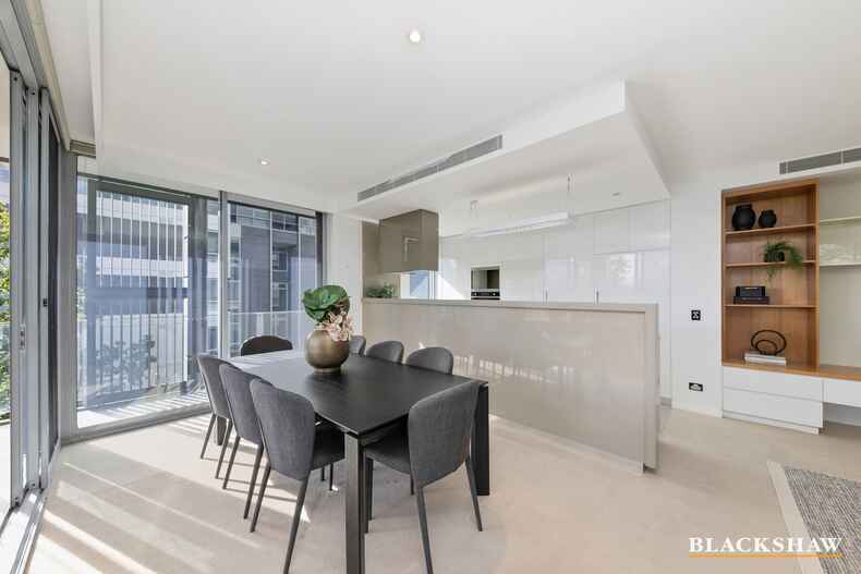 320/2 Grose Street Deakin 320/2 Grose Street Deakin