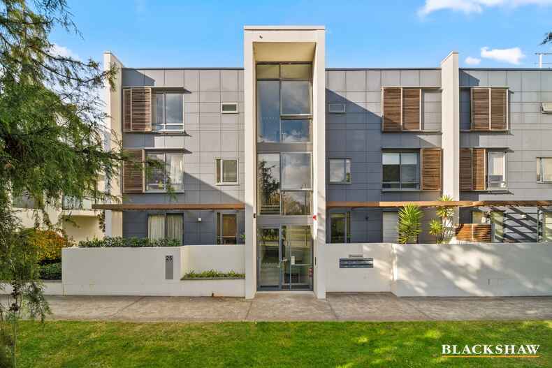 146/25 Wentworth Avenue Kingston 146/25 Wentworth Avenue Kingston
