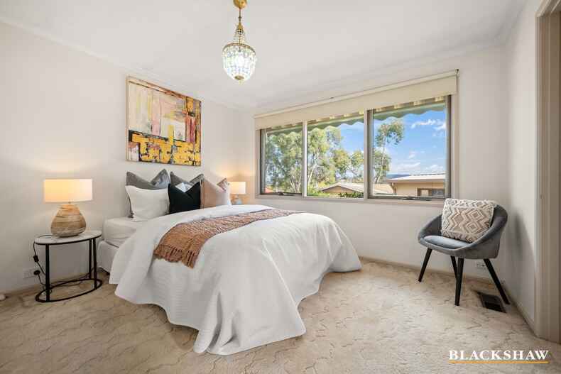 29 Summerland Circuit Kambah