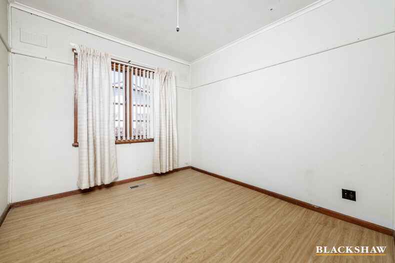 8 Cobb Crescent Ainslie 8 Cobb Crescent Ainslie