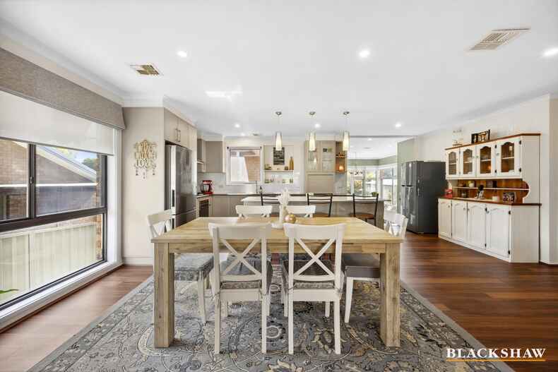 20 Sharwood Crescent Evatt 20 Sharwood Crescent Evatt