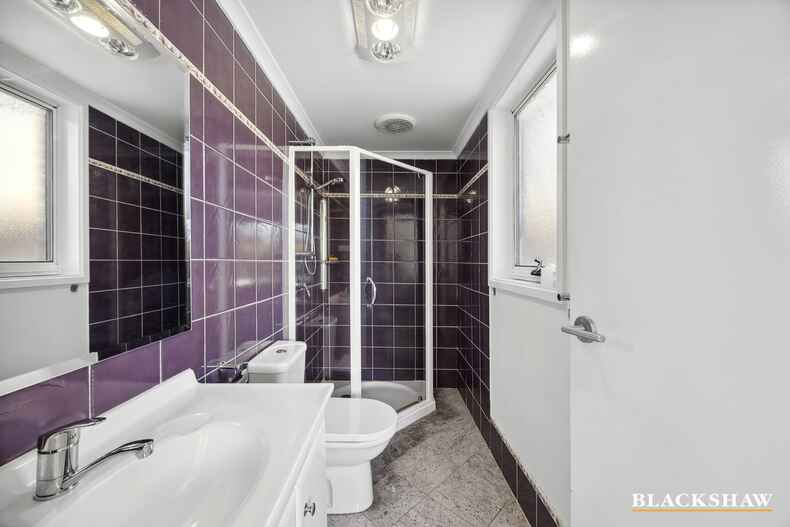 20 Sharwood Crescent Evatt 20 Sharwood Crescent Evatt