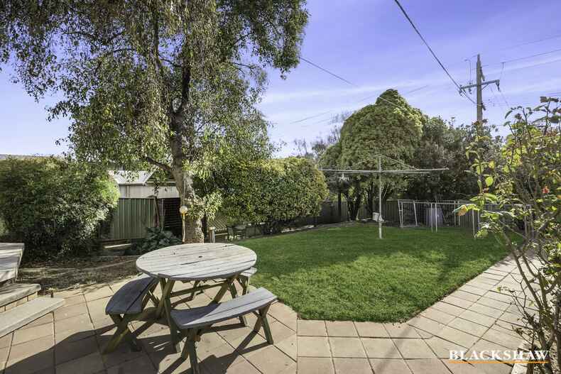 20 Sharwood Crescent Evatt 20 Sharwood Crescent Evatt