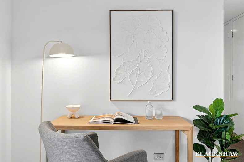 98/15 Coranderrk Street City