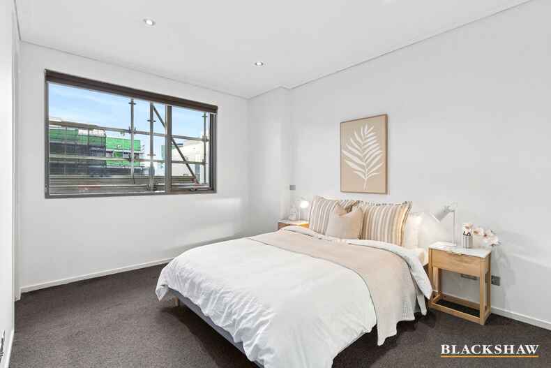 98/15 Coranderrk Street City