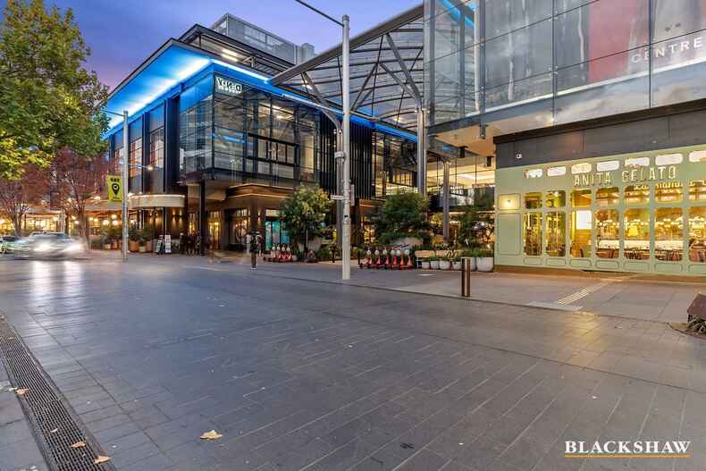 98/15 Coranderrk Street City