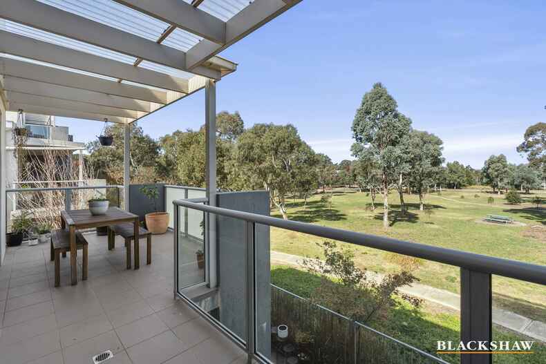 12/75 Elizabeth Jolley Crescent Franklin