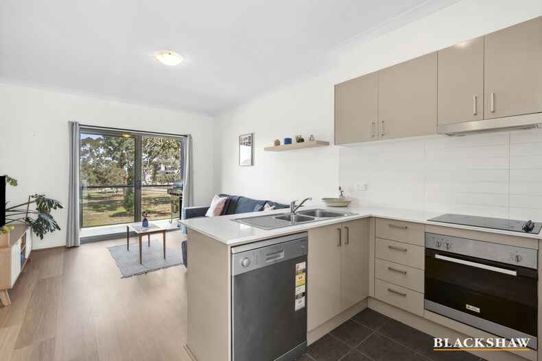 12/75 Elizabeth Jolley Crescent Franklin