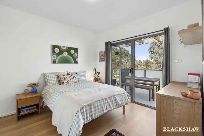 12/75 Elizabeth Jolley Crescent Franklin