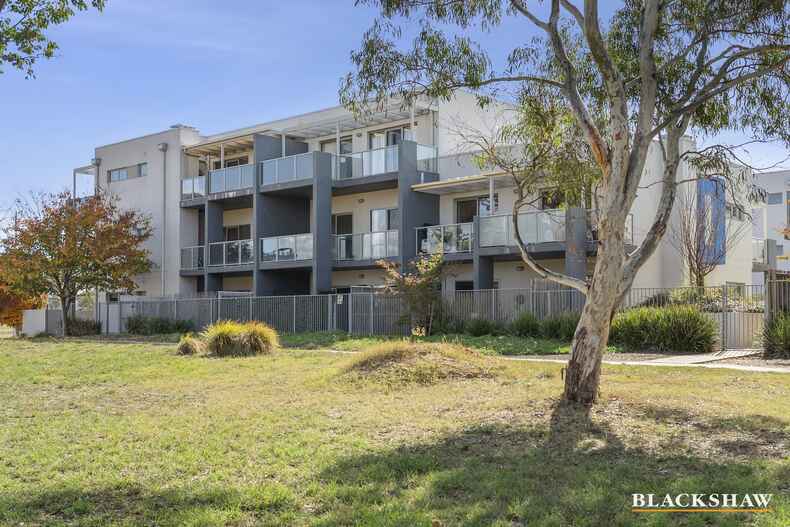 12/75 Elizabeth Jolley Crescent Franklin