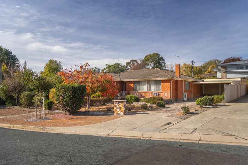 5 Barff Place Chifley